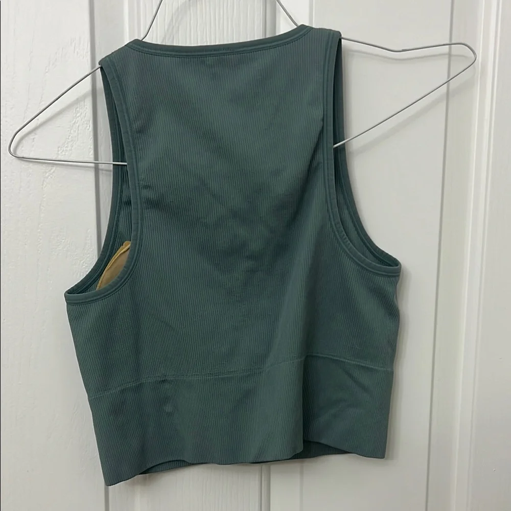 Athleta Gray Ribbed Top - Picture 2 of 2